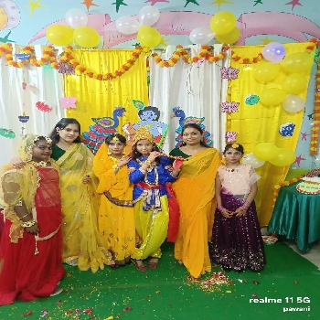 -Kids Vatika International School