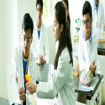 -JBCN International School, Parel