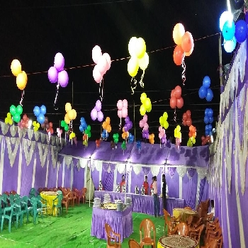 -Royal Decor