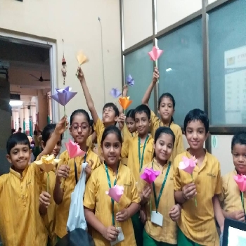 -Shishuvan School