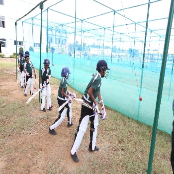 -Emerald Residential international School