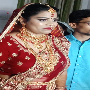 -Priya Beauty Parlour