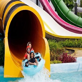-Funtasia Water Park