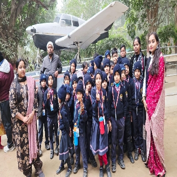 -Genius International School