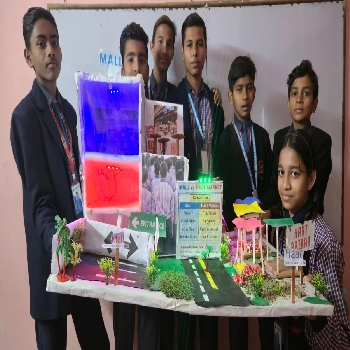 -Genius International School