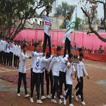 -Holy Faith International School