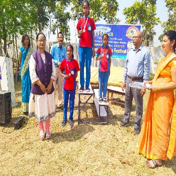 -Kanha World School