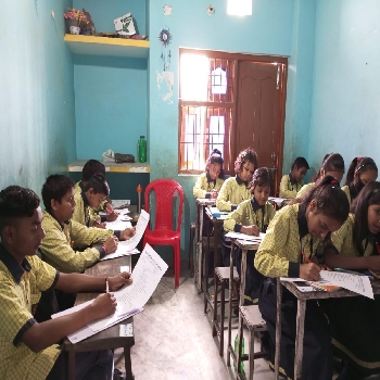 -K P S International School