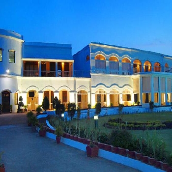 -Hotel Chanakya